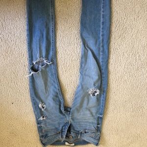 Low Waisted Jeans